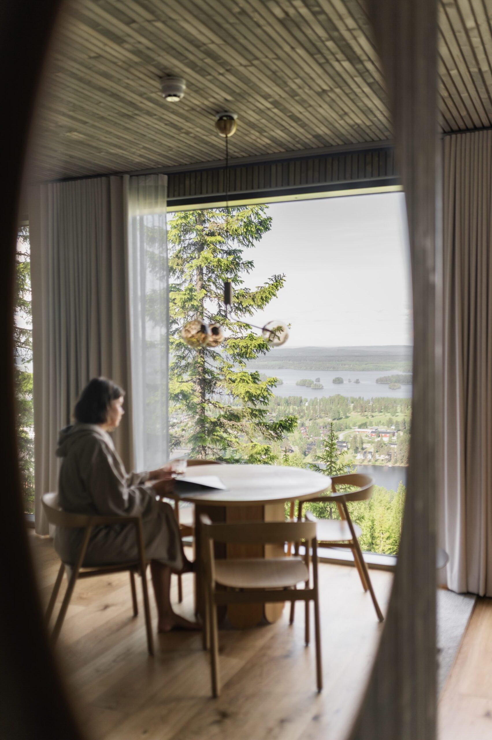 01 Maisemien äärellä